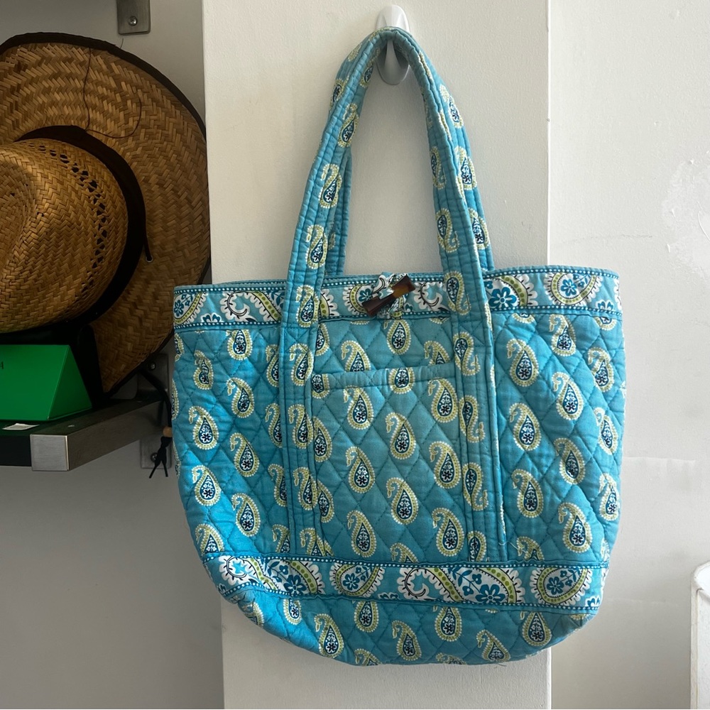 Vera Bradley Vintage Bermuda Blue Quilted Small Tote